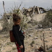 Η ανθρωπιστική καταστροφή στη Γάζα μετατρέπεται σε ανθρωπογενή λιμό